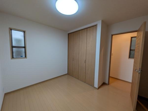 京都市中京区三条油小路町　中古戸建 内観写真（リビング以外の居室）