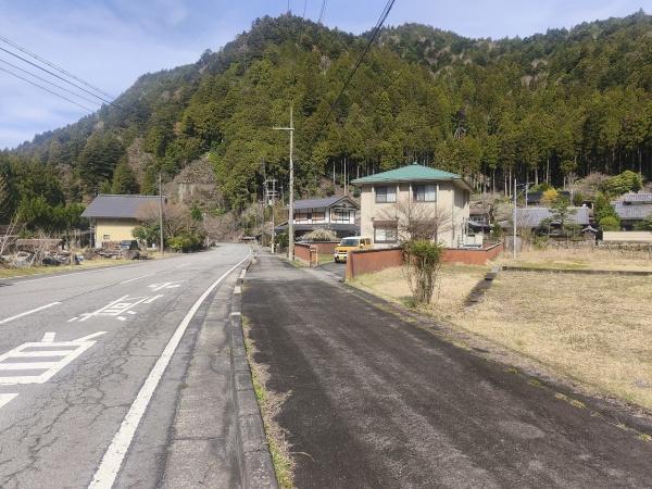京都市左京区花脊大布施町　中古戸建 現地写真（前面道路含む現地写真）