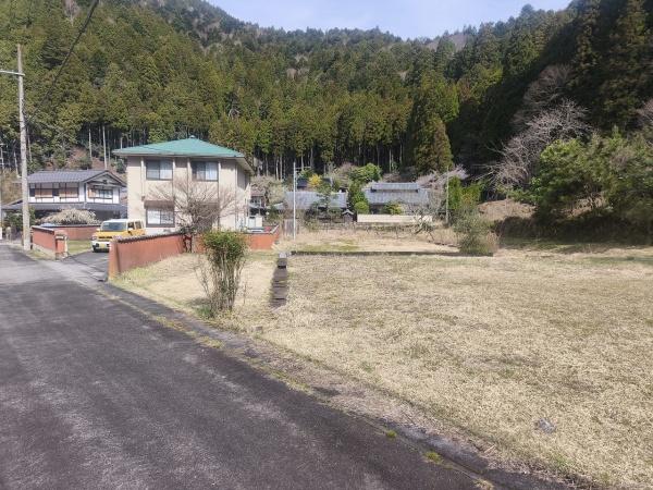 京都市左京区花脊大布施町　中古戸建 現地写真（前面道路含む現地写真）