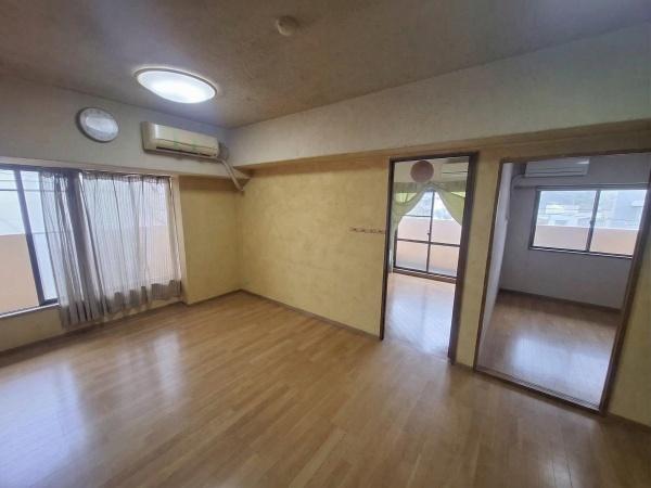 ふぁみーゆ浜寺 内観写真（リビング）