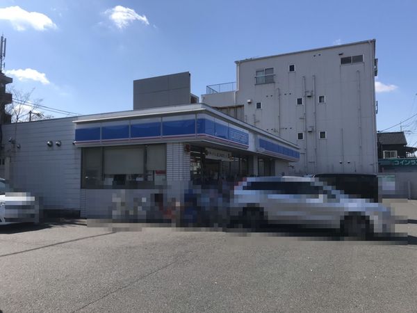 ふぁみーゆ浜寺 コンビニ