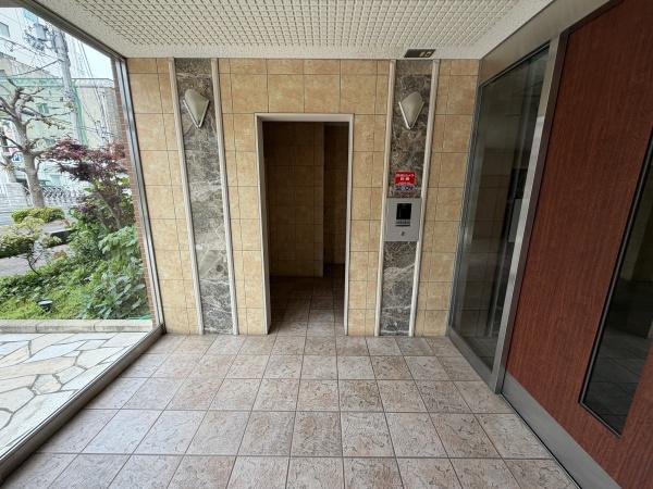 サンマンションアトレ長居公園 共用部写真（エントランス）
