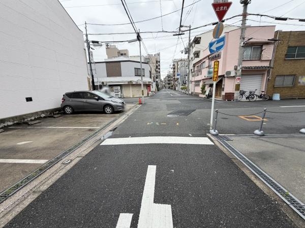 大阪市西成区玉出中1丁目　中古戸建 現地写真（前面道路含む現地写真）