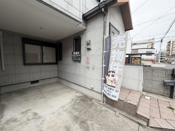 大阪市西成区玉出中1丁目　中古戸建 現地写真（駐車場）