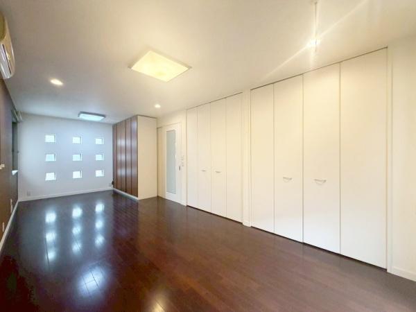 大阪市住吉区清水丘3丁目　中古戸建 内観写真（リビング以外の居室）