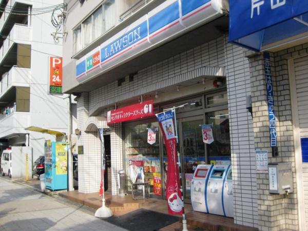 大阪市港区弁天3丁目　中古テラスハウス コンビニ