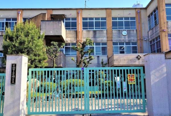 京都市南区唐橋井園町　中古戸建 小学校