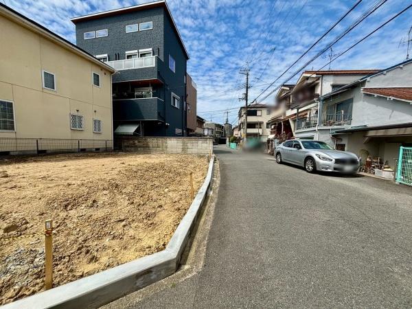 藤井寺市御舟町　売土地 現地写真（前面道路含む現地写真）