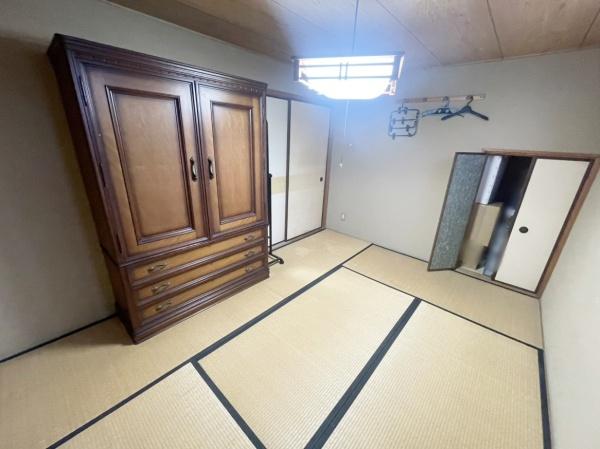 尼崎市尾浜町1丁目　中古戸建 内観写真（リビング以外の居室）
