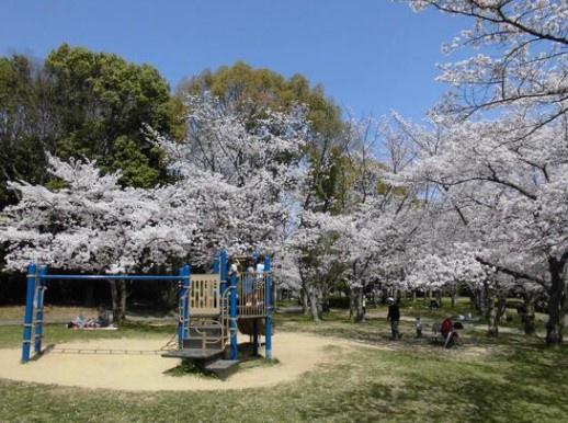 御池台第3次住宅 公園