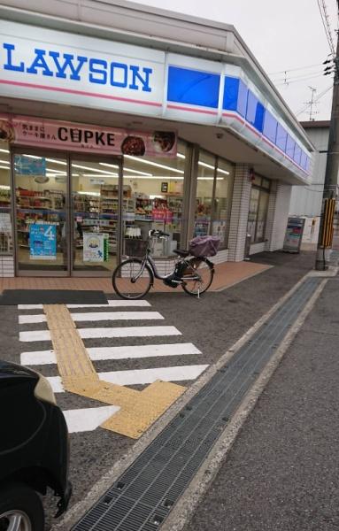 岸和田市岡山町　中古戸建 コンビニ