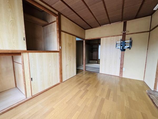 松原市天美北3丁目　中古戸建 内観写真（リビング以外の居室）