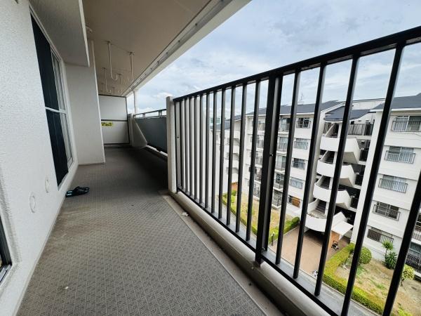 北助松第二次団地5棟 現地写真（バルコニー）