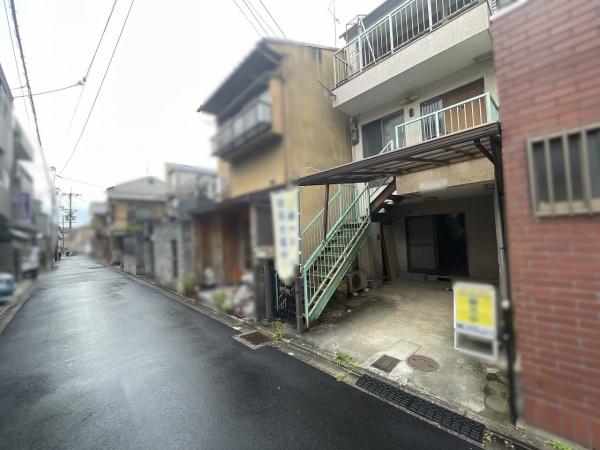 京都市中京区西ノ京大炊御門町　中古戸建 現地写真（前面道路含む現地写真）