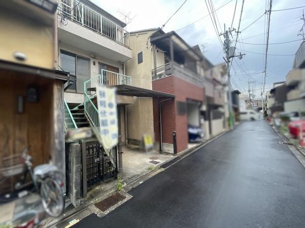 京都市中京区西ノ京大炊御門町　中古戸建 現地写真（前面道路含む現地写真）