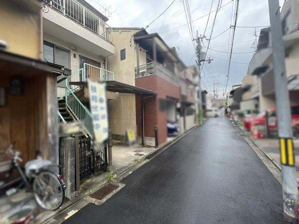 京都市中京区西ノ京大炊御門町　中古戸建 現地写真（前面道路含む現地写真）