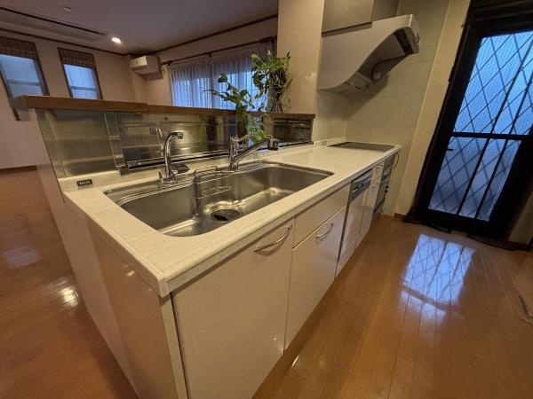 堺市中区深井北町　中古戸建 内観写真（キッチン）