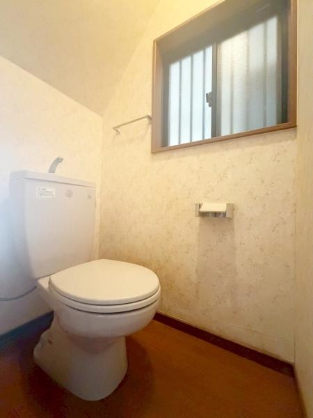 大阪市東住吉区中野2丁目　中古戸建 内観写真（トイレ）