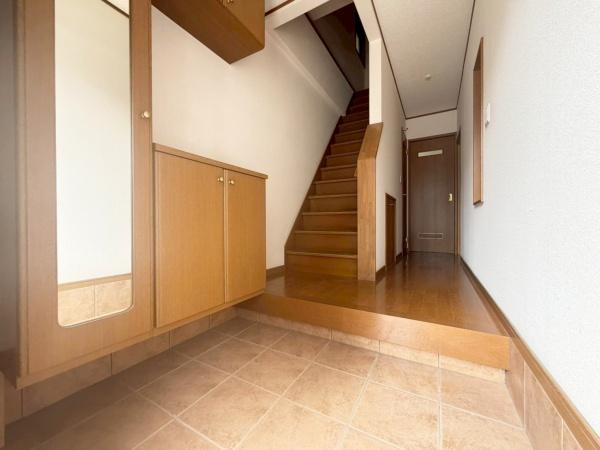 大阪市東住吉区中野2丁目　中古戸建 現地写真（玄関）