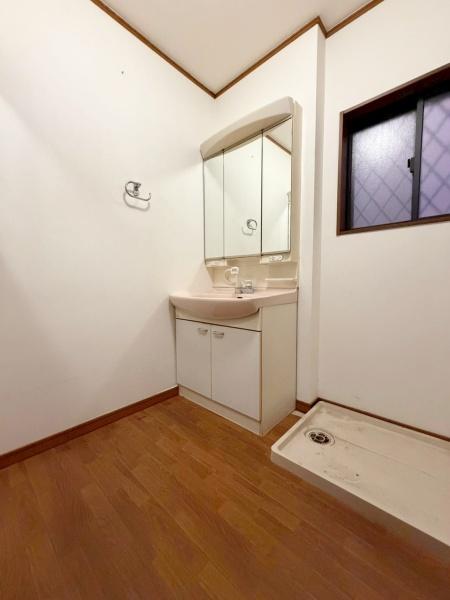 大阪市西成区南津守4丁目　中古戸建 内観写真（洗面台・洗面所）