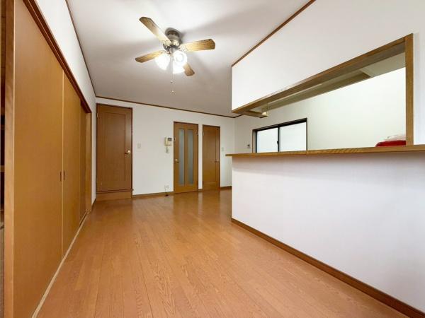 大阪市西成区南津守4丁目　中古戸建 内観写真（リビング）