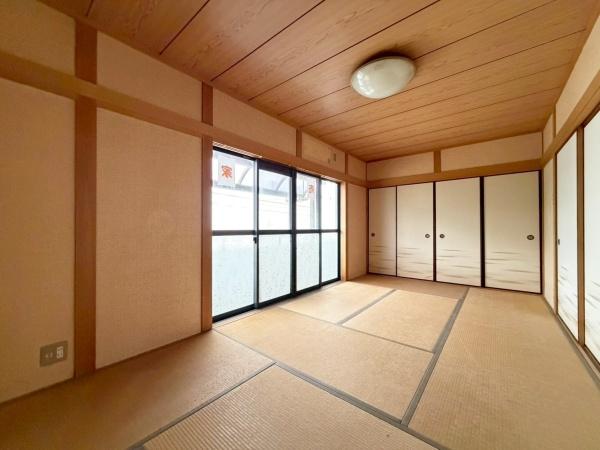 大阪市西成区南津守4丁目　中古戸建 内観写真（リビング以外の居室）