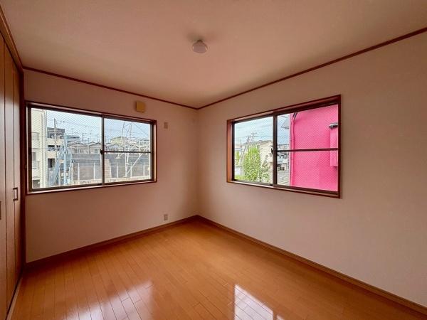 堺市中区八田北町　中古戸建 内観写真（リビング以外の居室）