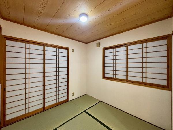 堺市中区八田北町　中古戸建 内観写真（リビング以外の居室）