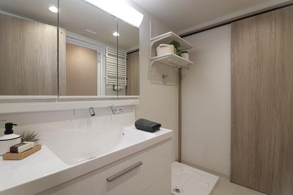 プレステ15番館鶴見緑地 内観写真（洗面台・洗面所）