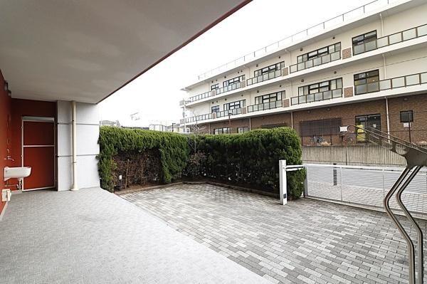 プレステ15番館鶴見緑地 現地写真（バルコニー）
