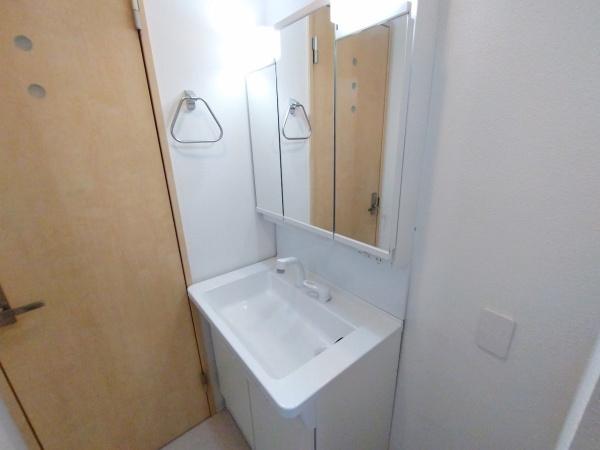 新大阪第一ダイヤモンドマンション 内観写真（洗面台・洗面所）