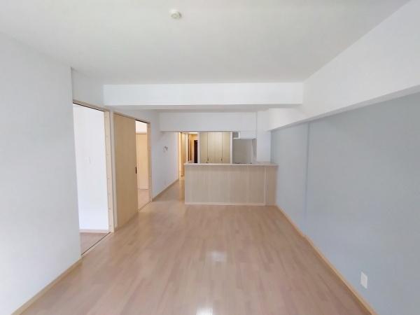 新大阪第一ダイヤモンドマンション 内観写真（リビング）