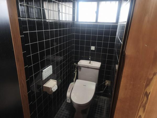 京都市左京区岡崎真如堂前町　中古戸建 内観写真（トイレ）