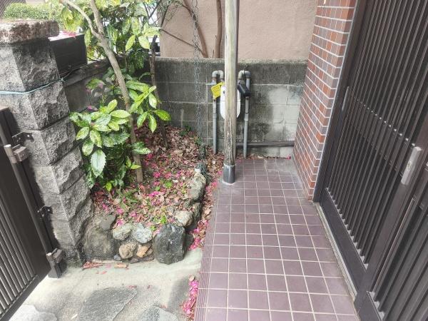 京都市左京区岡崎真如堂前町　中古戸建 現地写真（玄関）