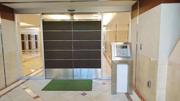 リバーガーデンECOシティアリスの森 共用部写真（エントランス）