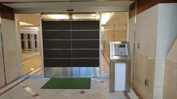リバーガーデンECOシティアリスの森 共用部写真（エントランス）