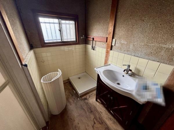和泉市上町　中古戸建 内観写真（洗面台・洗面所）