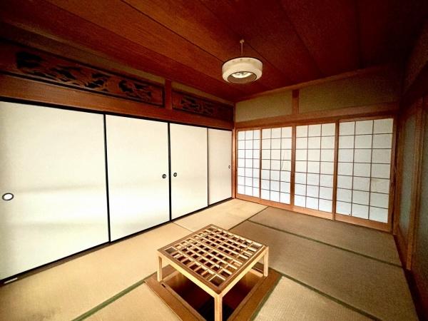 和泉市上町　中古戸建 内観写真（リビング以外の居室）