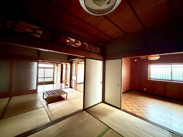 和泉市上町　中古戸建 内観写真（リビング以外の居室）