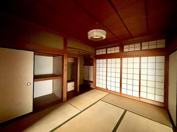 和泉市上町　中古戸建 内観写真（リビング以外の居室）