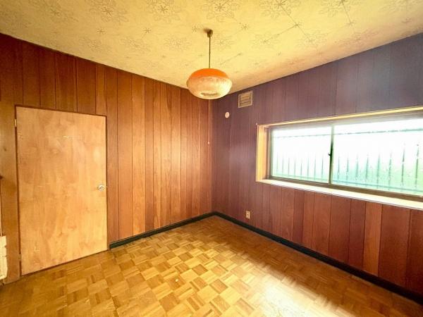 和泉市上町　中古戸建 内観写真（リビング以外の居室）