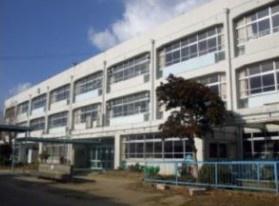 和泉市上町　中古戸建 中学校