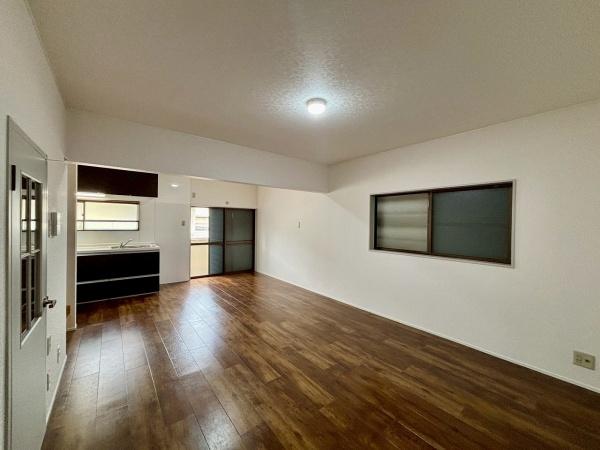 高石市千代田3丁目　中古戸建 内観写真（リビング）