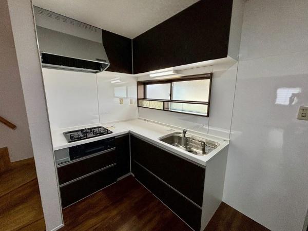 高石市千代田3丁目　中古戸建 内観写真（キッチン）
