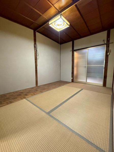 松原市天美南2丁目　中古テラス 内観写真（リビング以外の居室）