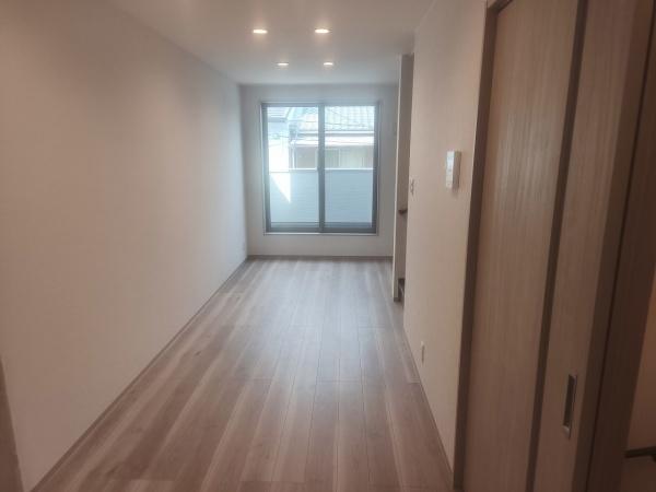 京都市右京区梅津中村町　中古戸建 内観写真（リビング）