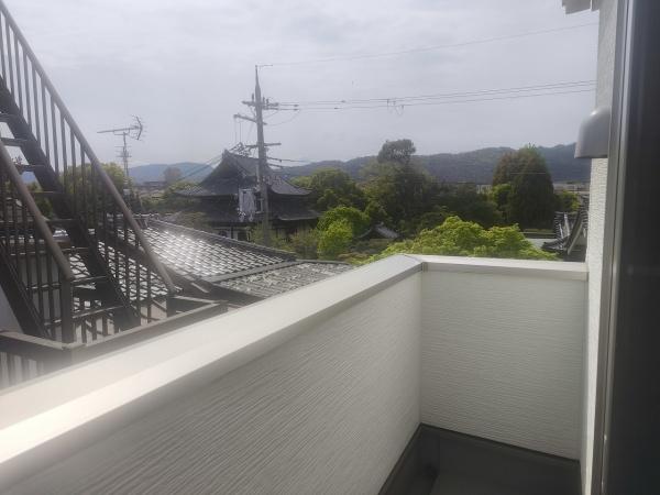 京都市右京区梅津中村町　中古戸建 現地写真（バルコニー）