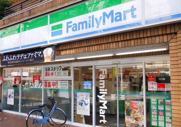 京都市中京区猪熊通蛸薬師下る下瓦町　中古戸建 コンビニ