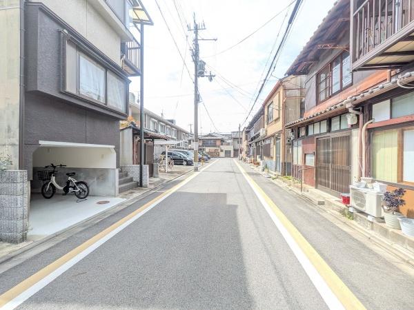 京都市中京区西ノ京冷泉町　中古戸建 現地写真（前面道路含む現地写真）