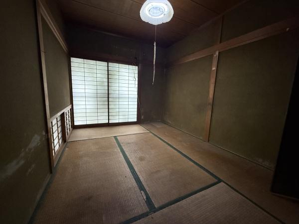和泉市室堂町　中古戸建 内観写真（リビング以外の居室）